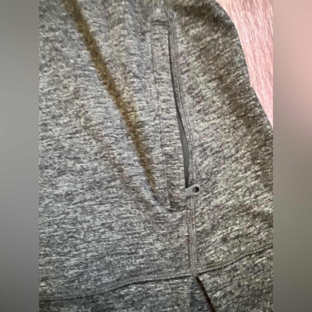 OFFLINE by Aerie Hooded Sweatshirt Grey Women’s Size M Long Sleeve - Picture 4 of 8